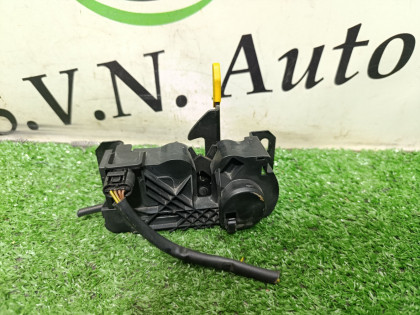 Замок капота C117