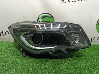 Фара правая C117