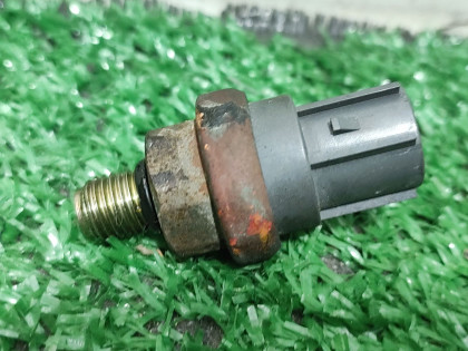 Датчик давления ГУР RR1