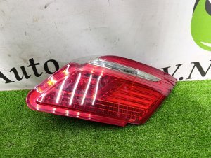 Стоп сигнал правый В крышку багажника BMW 7 SERIES