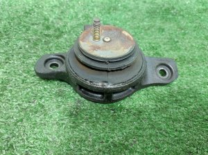 Подушка ДВС (правая) SUBARU LEGACY