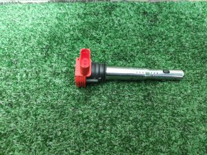Катушка зажигания AUDI A8 OEM 06E905115E 4E 2006