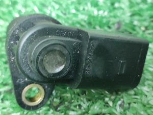 Датчик положения коленвала AUDI A8 OEM 06E006433 4E 2006