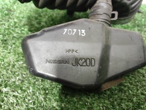 Патрубок воздушного фильтра (левый) NISSAN SKYLINE OEM 2112007030 PV36 2007