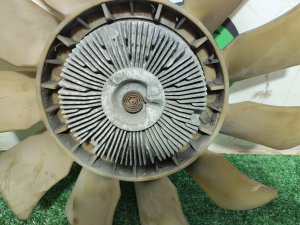 Вискомуфта LINCOLN NAVIGATOR UN173 2001