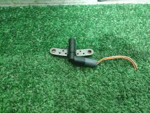 Датчик положения коленвала RENAULT KANGOO OEM 8200468647 KW0D 2011