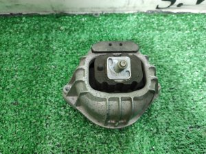 Подушка ДВС BMW 1 SERIES