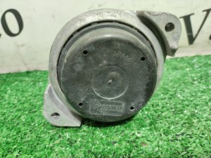 Подушка ДВС BMW 1 SERIES