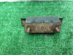 Подушка АКПП HUMMER H3 2007