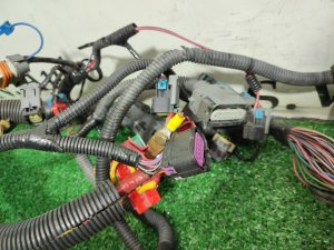 Проводка двигателя HUMMER H3 OEM 12609949 2007