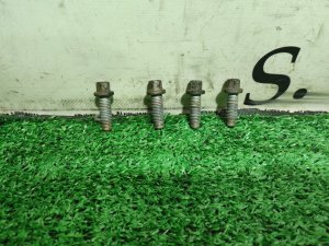 Болт карданного вала (комплект) (переднего) HUMMER H3 OEM 12609949 2007