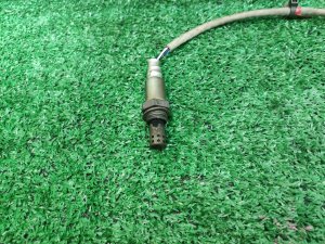 Датчик кислородный VOLVO V50 OEM 30677175 2005