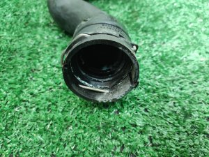 Патрубок радиатора верхний VOLVO XC70