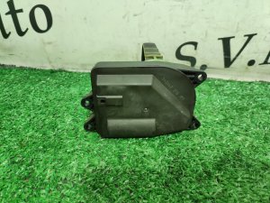 Механизм изменения длины впускного коллектора BMW 3 SERIES E91 2008