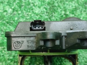 Механизм изменения длины впускного коллектора BMW 3 SERIES E91 2008