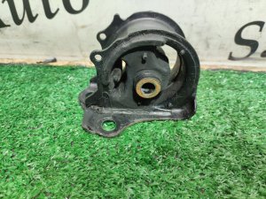 Подушка АКПП HONDA STEPWGN RF2 1999