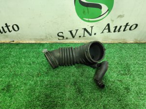 Патрубок воздушного фильтра MITSUBISHI GALANT FORTIS