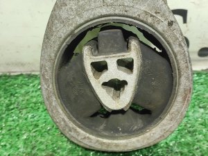 Подушка ДВС NISSAN X-TRAIL DNT31 2010