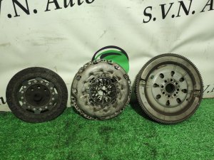 Маховик (комплек) NISSAN X-TRAIL DNT31 2010