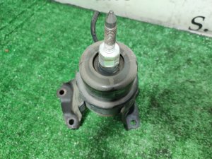 Подушка ДВС (задняя) NISSAN ELGRAND PNE52 2012
