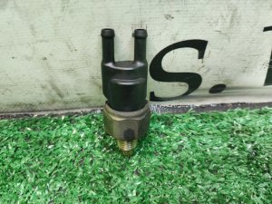 Датчик давления ГУР NISSAN SERENA OEM 391014N075 PC24 2002
