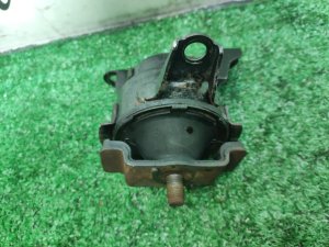 Подушка ДВС (левая) HONDA STEPWGN RF1 1999