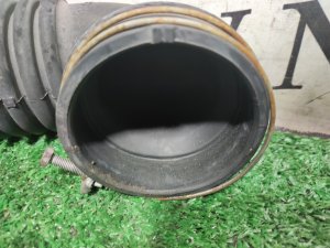 Патрубок воздушного фильтра MITSUBISHI AIRTREK CU2W 2004
