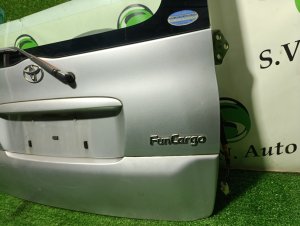 Дверь багажника color-199 TOYOTA FUNCARGO NCP25 2000