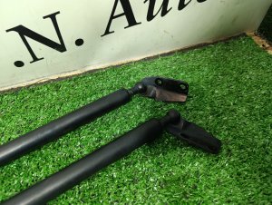 Амортизатор двери багажника (пара) NISSAN WINGROAD