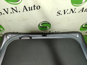 Дверь багажника color-8T4 TOYOTA RACTIS SCP100 2009