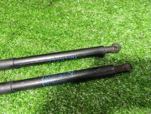 Амортизатор капота (пара) BMW 3 SERIES E90 2011