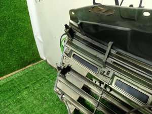 Решетка радиатора color- GAE NISSAN ELGRAND PNE52 2012