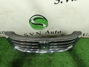 Решетка радиатора HONDA ODYSSEY RA8 2000