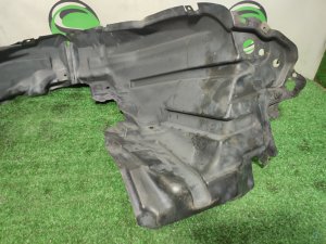 Подкрылок передний правый NISSAN NOTE OEM 638423VA0A E12 2013