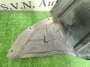 Подкрылок передний правый MAZDA PREMACY CREW 2008