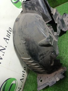 Подкрылок передний правый MERCEDES-BENZ 204.252 УНИВЕСАЛ 2008