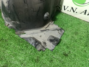 Подкрылок передний правый MERCEDES-BENZ 204.252 УНИВЕСАЛ 2008