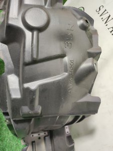 Подкрылок передний правый TOYOTA VOXY OEM 5380528071 ZRR70 2008