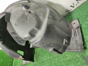 Подкрылок передний правый BMW 3 SERIES OEM 51717059380, 51717059378 E90 2011