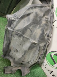 Подкрылок передний правый NISSAN FUGA OEM 638441MA0A, 638421MA1A KY51 2010