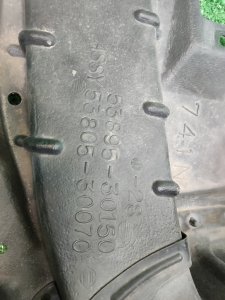 Подкрылок передний правый TOYOTA CROWN MAJESTA OEM 5380530070 UZS186 2005