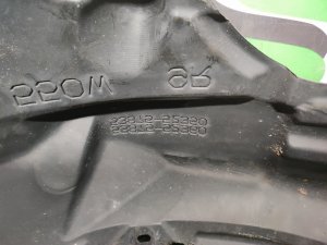 Подкрылок передний правый TOYOTA AQUA OEM 5387552360 NHP10 2013