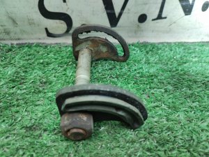 Болт регулировочный (правый) HUMMER H3 2007