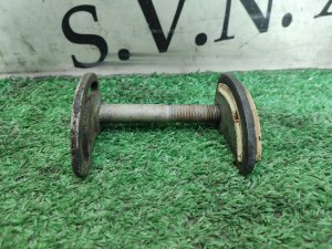 Болт регулировочный (левый) HUMMER H3 2007