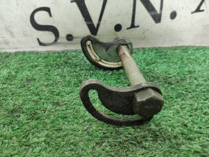 Болт регулировочный (левый) HUMMER H3 2007