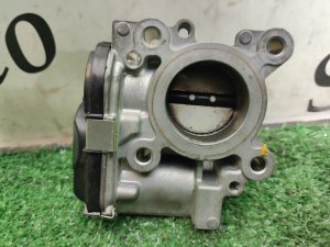 Дроссельная заслонка RENAULT TWINGO OEM 161206308R 2020