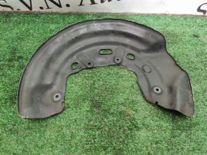 Щиток тормозного диска передний левый AUDI A8 4E 2006