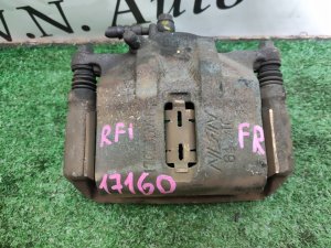 Суппорт передний правый HONDA STEPWGN RF1 1999