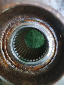 Ступица передняя левая NISSAN ELGRAND PNE52 2012