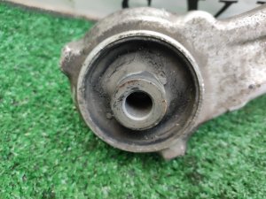 Рычаг передний правый NISSAN ELGRAND PNE52 2012